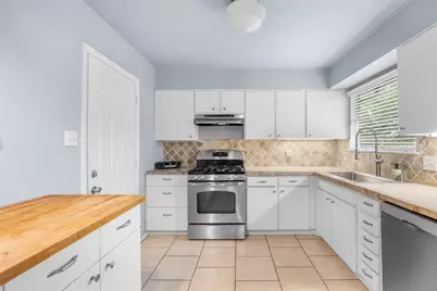 6713 Haney Drive, Austin, TX 78723 - Photo 7