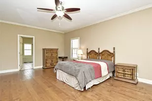 328 Fawnridge St, Georgetown, TX 78628 - Photo 17