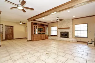 328 Fawnridge St, Georgetown, TX 78628 - Photo 5