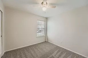 302 Floating Leaf Dr, Hutto, TX 78634 - Photo 23