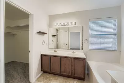 302 Floating Leaf Drive, Hutto, TX 78634 - Photo 19