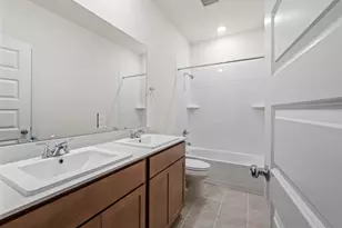 1000 Universal Dr, Hutto, TX 78634 - Photo 23