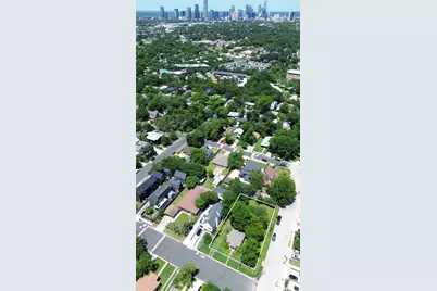 1104 Brass Street, Austin, TX 78702 - Photo 5