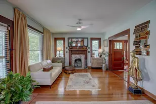 1903 S Austin Ave, Georgetown, TX 78626 - Photo 5