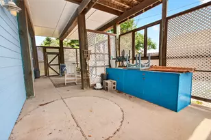 1035 Sea Secret St, Port Aransas, TX 78373 - Photo 15