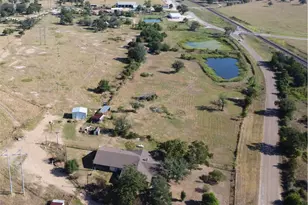 1080 Co Rd 213, Giddings, TX 78942 - Photo 7