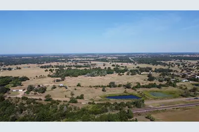 1080 County Road 213, Giddings, TX 78942 - Photo 5