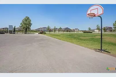 201 Fire Fox Way, Jarrell, TX 76537 - Photo 23