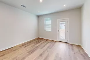 201 Firefox Wy, Jarrell, TX 76537 - Photo 7