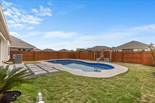 111 Crooked Trail, Bastrop, TX 78602 - Photo 31