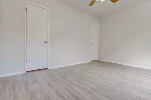 8202 West Gate Blvd, Austin, TX 78745 - Photo 15