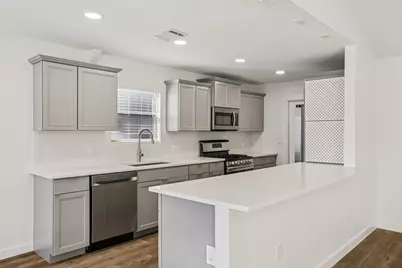 2713 Crownspoint Drive, Austin, TX 78748 - Photo 11