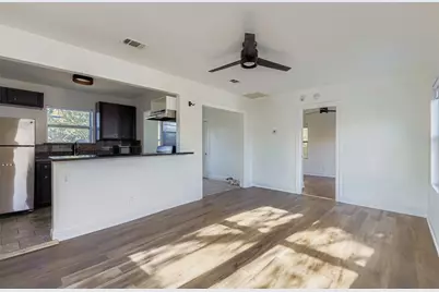 1013 E 3rd Street #B, Austin, TX 78702 - Photo 3