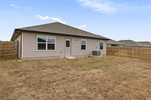 117 Stellamar Dr, Hutto, TX 78634 - Photo 21