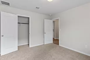 117 Stellamar Dr, Hutto, TX 78634 - Photo 17