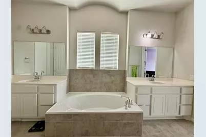 3625 Garrano Bend, Leander, TX 78641 - Photo 17