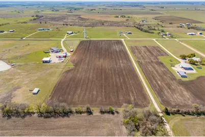 1295 County Road 432 Road, Taylor, TX 76574 - Photo 9