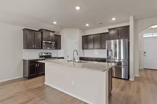 1644 T H Johnson Dr, Taylor, TX 76574 - Photo 5