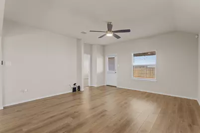 1644 T H Johnson Drive, Taylor, TX 76574 - Photo 11