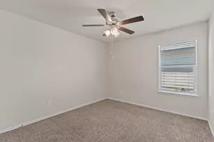 1644 T H Johnson Dr, Taylor, TX 76574 - Photo 17