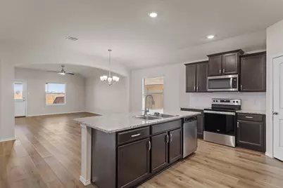 1644 T H Johnson Drive, Taylor, TX 76574 - Photo 5