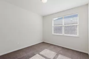 101 Falkland St, Hutto, TX 78634 - Photo 29