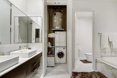 210 Lavaca Street #2005, Austin, TX 78701 - Photo 17