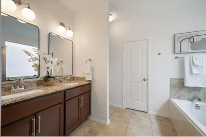 125 Eagle Owl Loop, Leander, TX 78641 - Photo 17