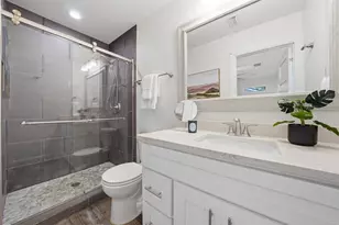 1317 Corona Dr, Austin, TX 78723 - Photo 15