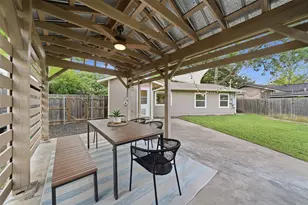 1317 Corona Dr, Austin, TX 78723 - Photo 31