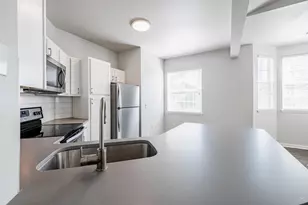 12215 Hunters Chase Dr, Austin, TX 78729 - Photo 5