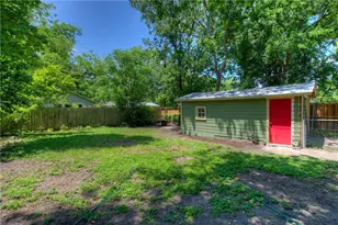 205 W 55th St, Austin, TX 78751 - Photo 25