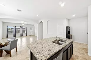 10240 Crescendo Ln, Austin, TX 78747 - Photo 15