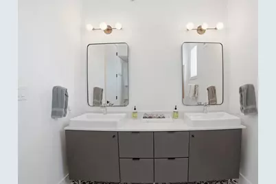 2709 5th Street E #1306, Austin, TX 78702 - Photo 13