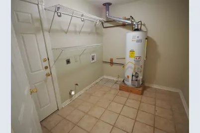 809 Maryland Drive, Austin, TX 78758 - Photo 9