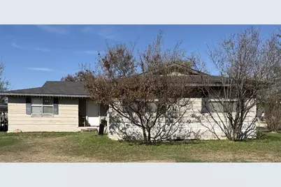 1046 State Highway 21 W Highway, Cedar Creek, TX 78612 - Photo 1