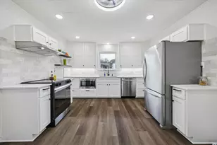 210 Fallwell St, Liberty Hill, TX 78642 - Photo 7