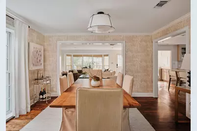 2412 Jarratt Avenue, Austin, TX 78703 - Photo 11
