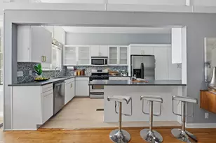 1103 Norwalk Ln, Austin, TX 78703 - Photo 9