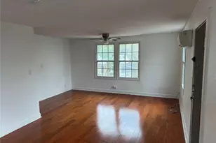 1402 W 40th St, Austin, TX 78756 - Photo 3