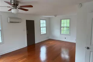 1402 W 40th St, Austin, TX 78756 - Photo 5