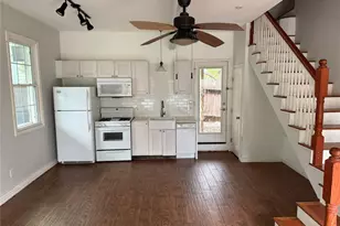 1402 W 40th St, Austin, TX 78756 - Photo 9