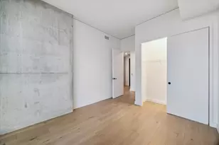 610 Davis St, Austin, TX 78701 - Photo 13