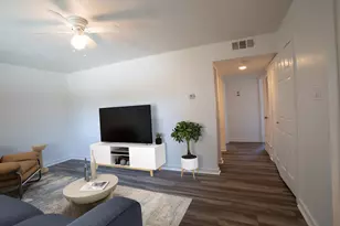 7945 Gault St, Austin, TX 78757 - Photo 7