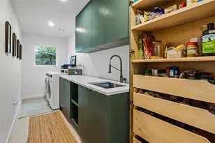 1809 Sylvan Dr, Austin, TX 78741 - Photo 27