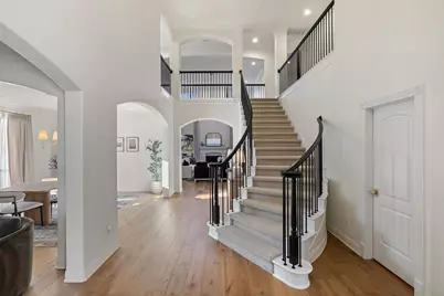 11700 Eagles Glen Drive, Austin, TX 78732 - Photo 9