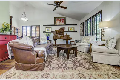 14301 Richard Walker Boulevard, Austin, TX 78728 - Photo 19