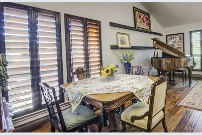 14301 Richard Walker Boulevard, Austin, TX 78728 - Photo 11