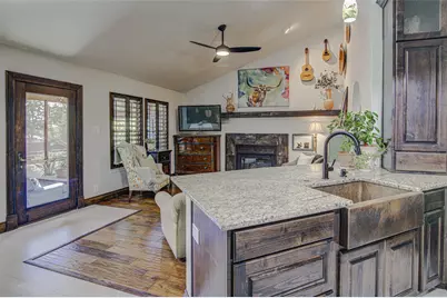 14301 Richard Walker Boulevard, Austin, TX 78728 - Photo 17