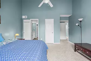1818 S Lakeshore Blvd, Austin, TX 78741 - Photo 21